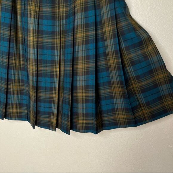 Vintage LL Bean Wool Blend Tartan Plaid Pleated Skirt Women Size 12 Blue Black - Picture 4 of 11